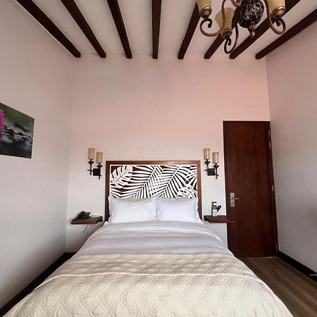 Wr Boutique Hotel คาร์ดิน ภายนอก รูปภาพ