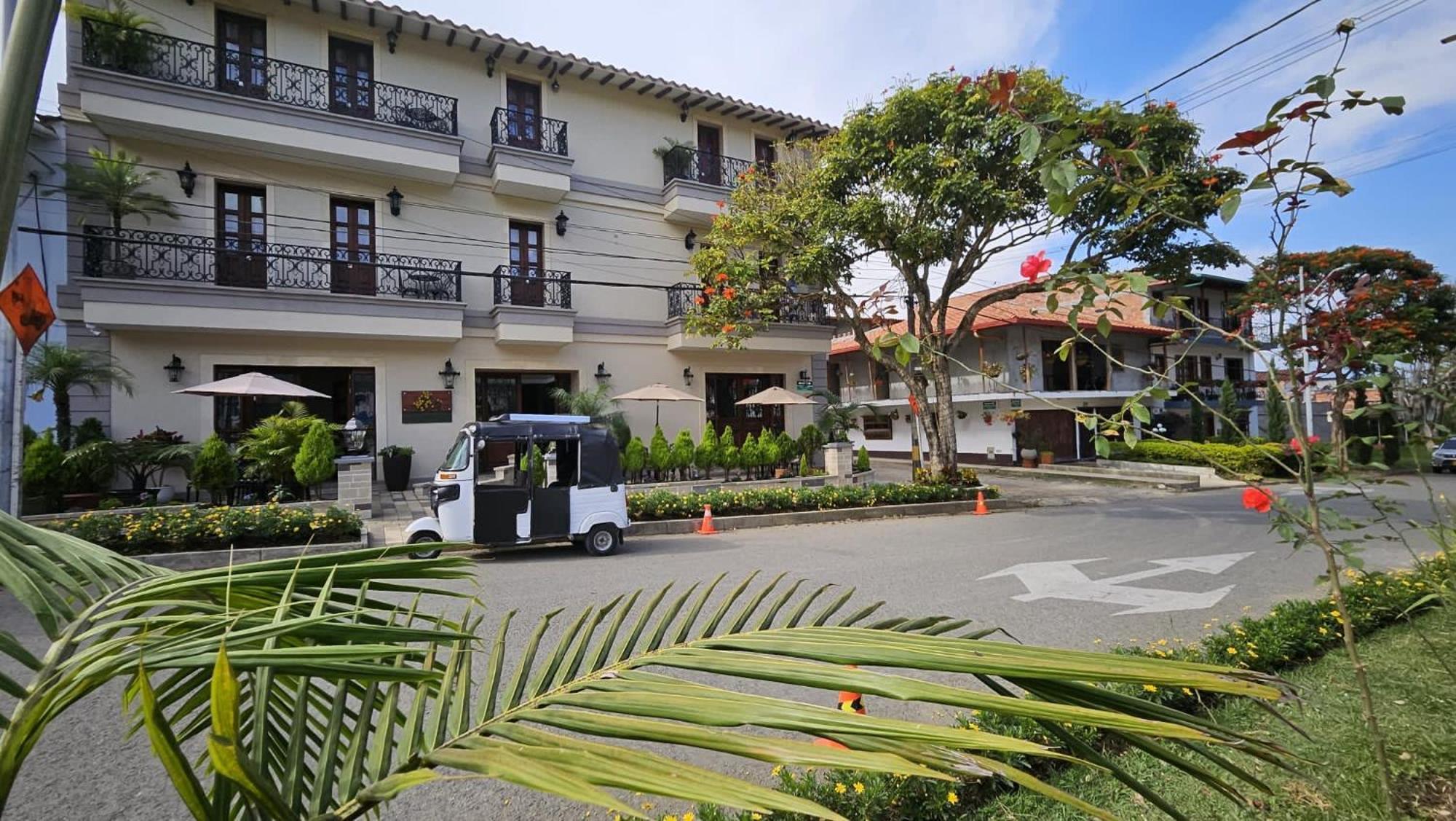 Wr Boutique Hotel คาร์ดิน ภายนอก รูปภาพ