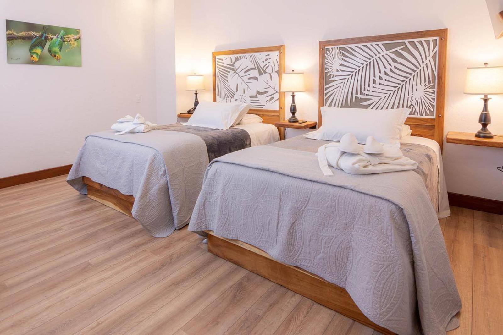 Wr Boutique Hotel คาร์ดิน ภายนอก รูปภาพ