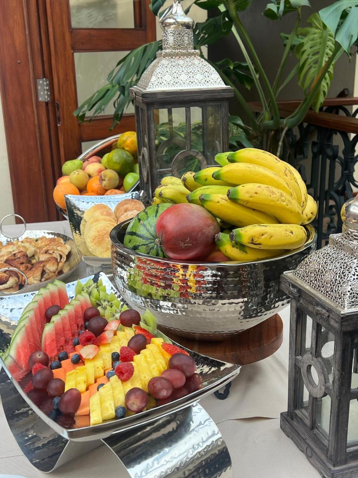 Wr Boutique Hotel คาร์ดิน ภายนอก รูปภาพ