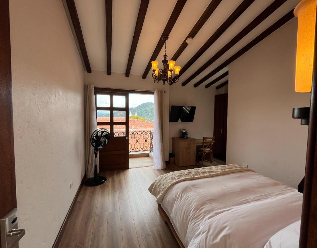 Wr Boutique Hotel คาร์ดิน ภายนอก รูปภาพ